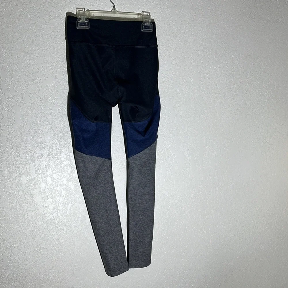 Outdoor voices leggings